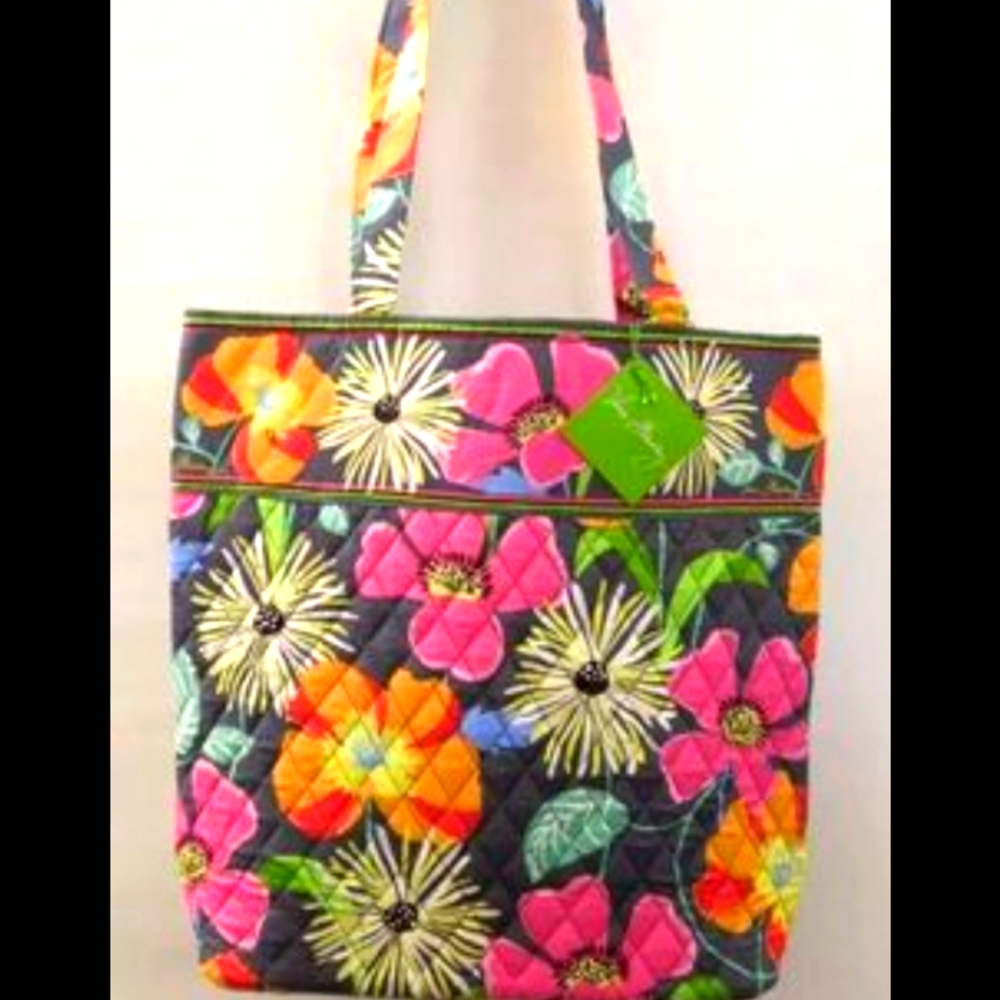 Vera bradley retired print purse